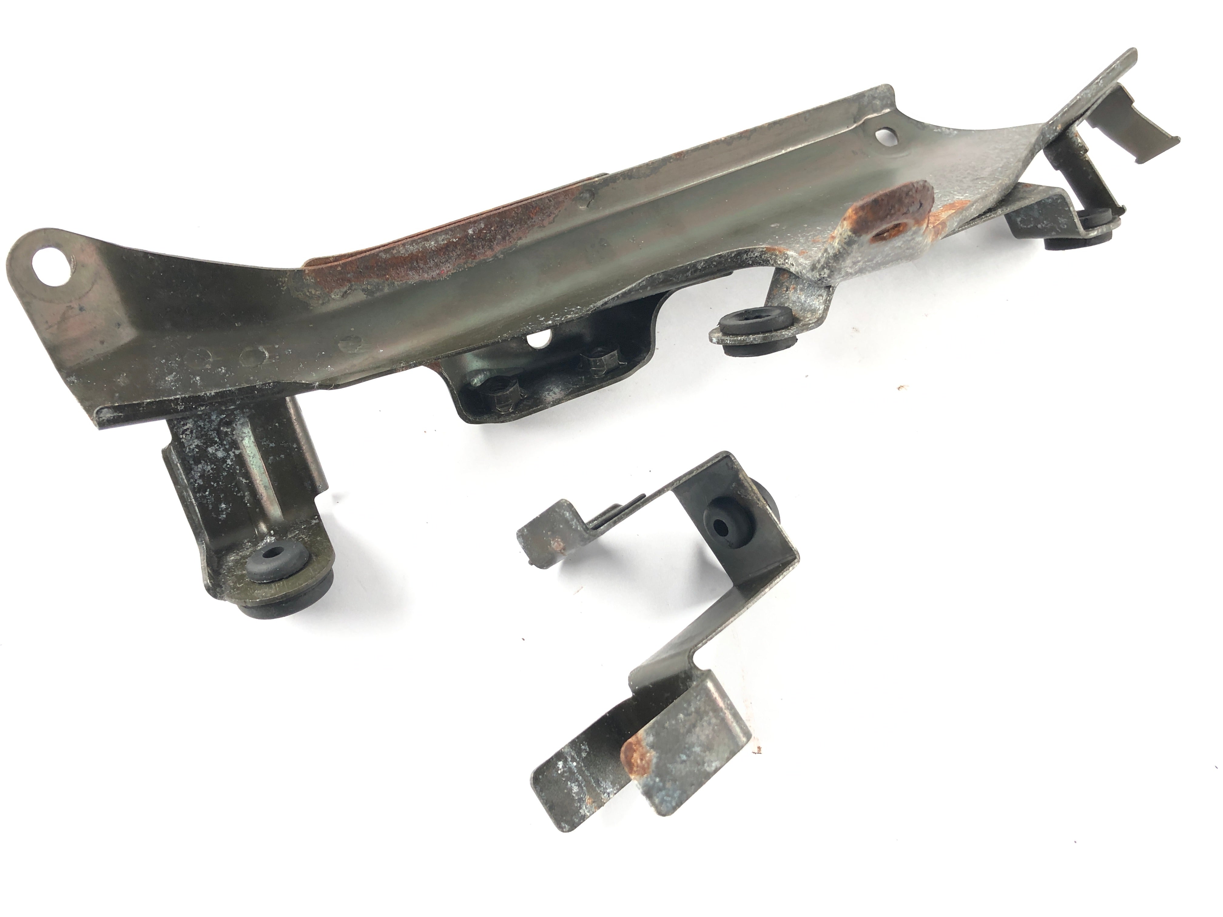 Suzuki Intruder VL 1500 AL [2000] - Subframe carrier from the frame top tube set