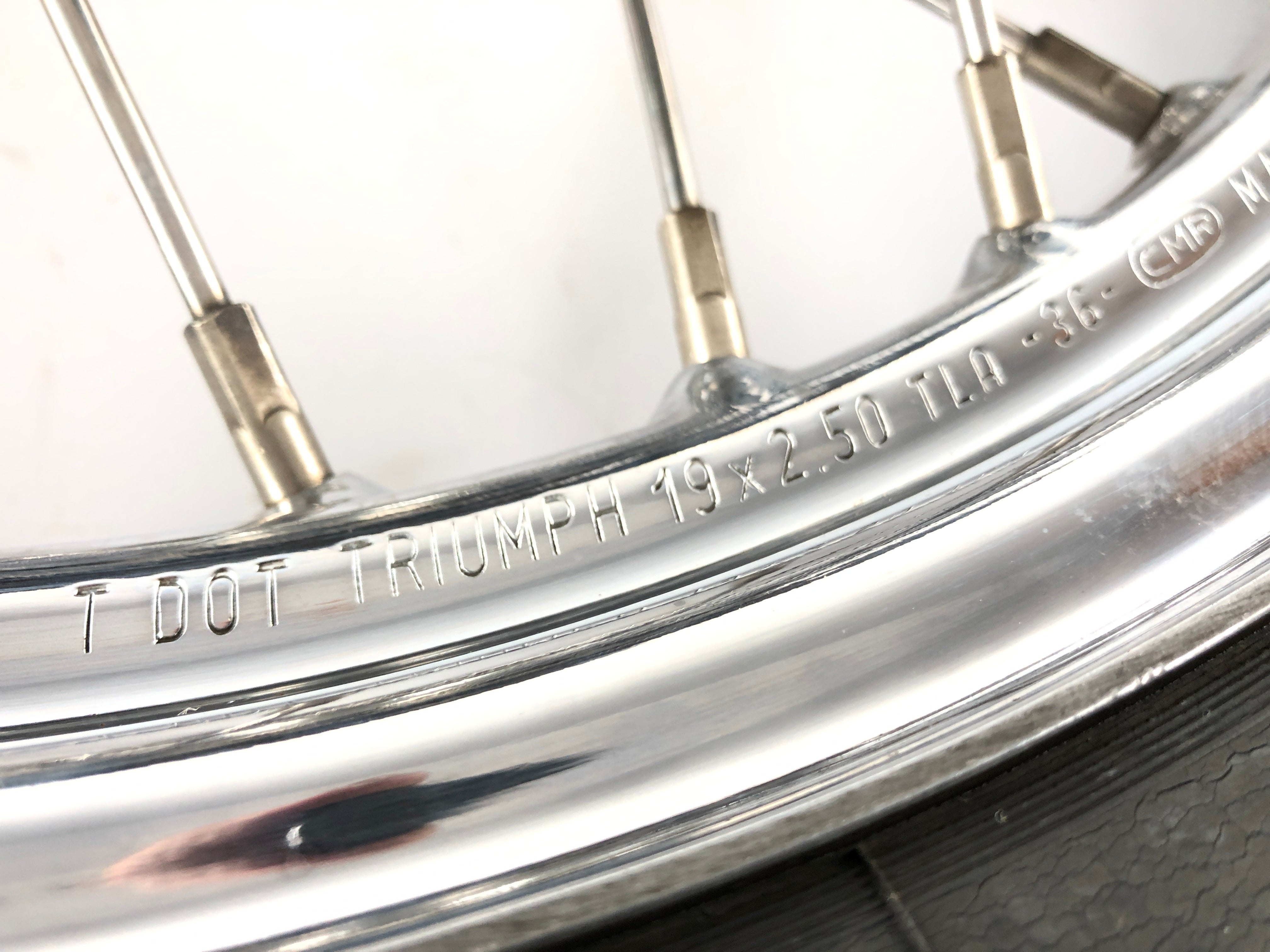 Triumph Bonneville 908MD [2001] - Front wheel rim