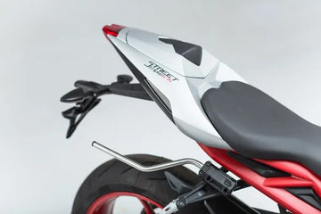 Daytona 660 [SW-MOTECH] – BLAZE Abstandshalter für Packtaschen