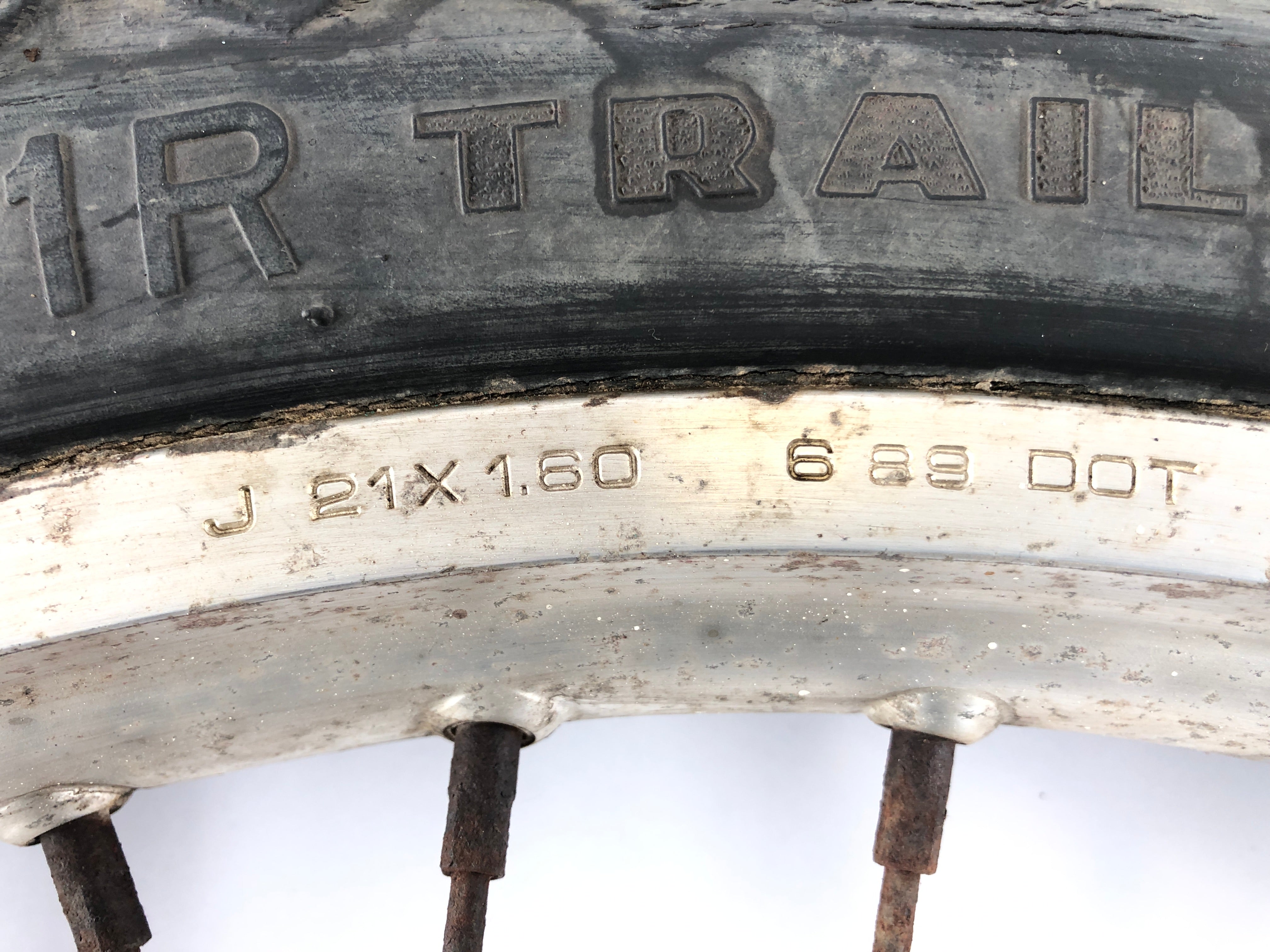 Yamaha TT 600 59x [1990] - Fronthjul Rad Rim