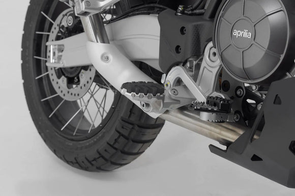 Aprilia Touareg 660 [SW-MOTECH] – Repose-pieds Evolution