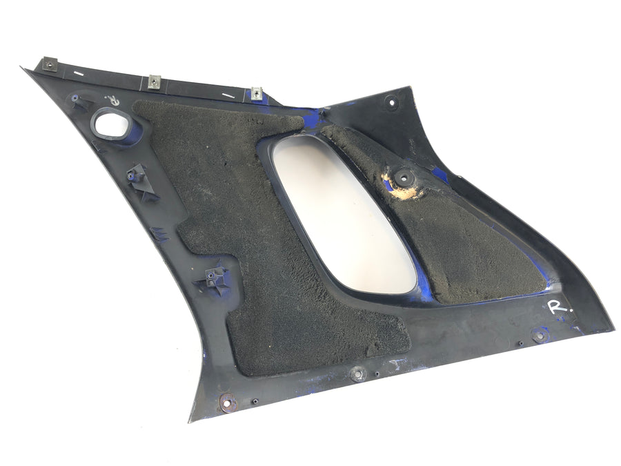 Yamaha YZF R6 RJ03 [2000] - Gornja desna bočna ploča