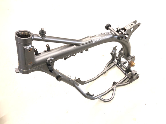 Husqvarna TE 610 E Dual H7 [1998] - Châssis avec papiers