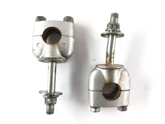 Suzuki DR 650 SP44B [1994] - Riser handlebar mount