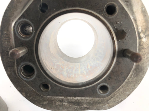 BMW R 75/6 [1974]  - 右边有活塞的气缸