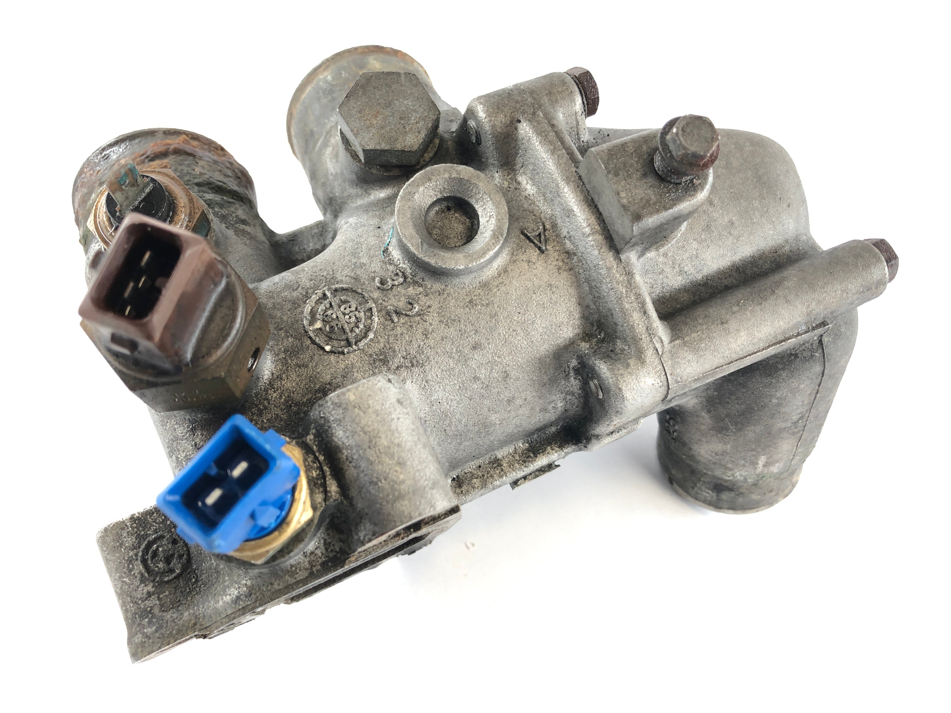 BMW M 535i E28 [1986] - thermostat housing