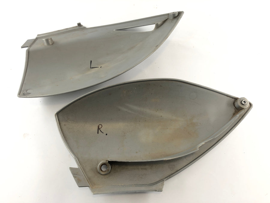 KTM 640 LC4 [2003] - Sidebeklædning af sidepaneler