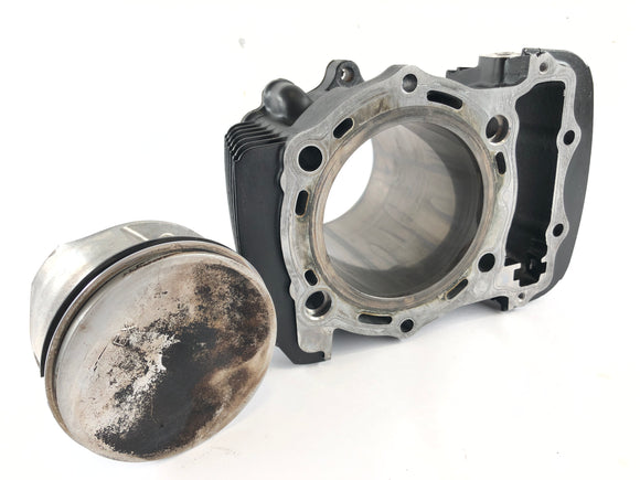 Kawasaki VN 1500 Classic VNT50D [2000] - Cylinder z przednim cylindrem z tłokami z tłokami