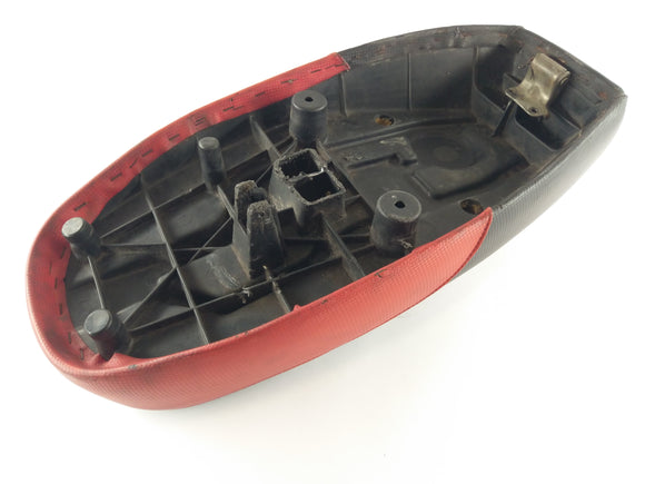 Suzuki GT 750 [1973] - sedadlo není originální