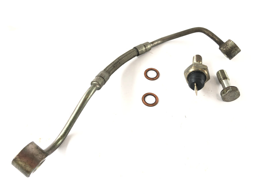 Triumph Tiger 955i 709en [2001] - oljelinje med sensor