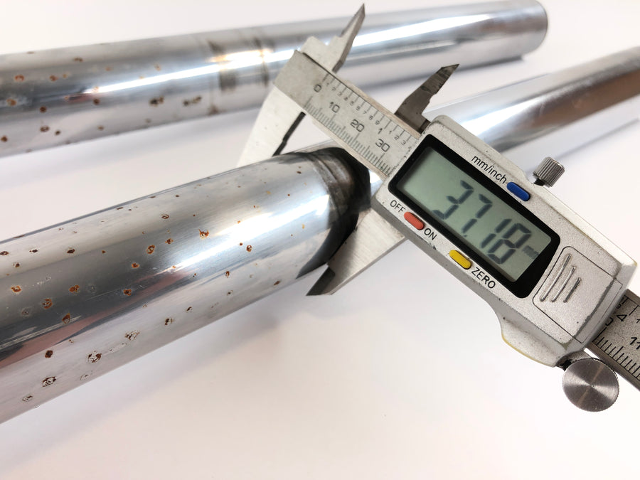 Honda GL 1000 Goldwing GL1 [1977] - Габель Телегель с оси