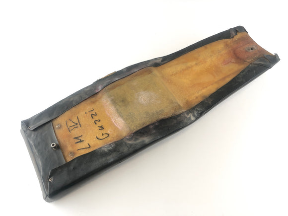 Moto Guzzi Le Mans 1000 VV [1988] - Carénage arrière de selle P&amp;W avec fissure