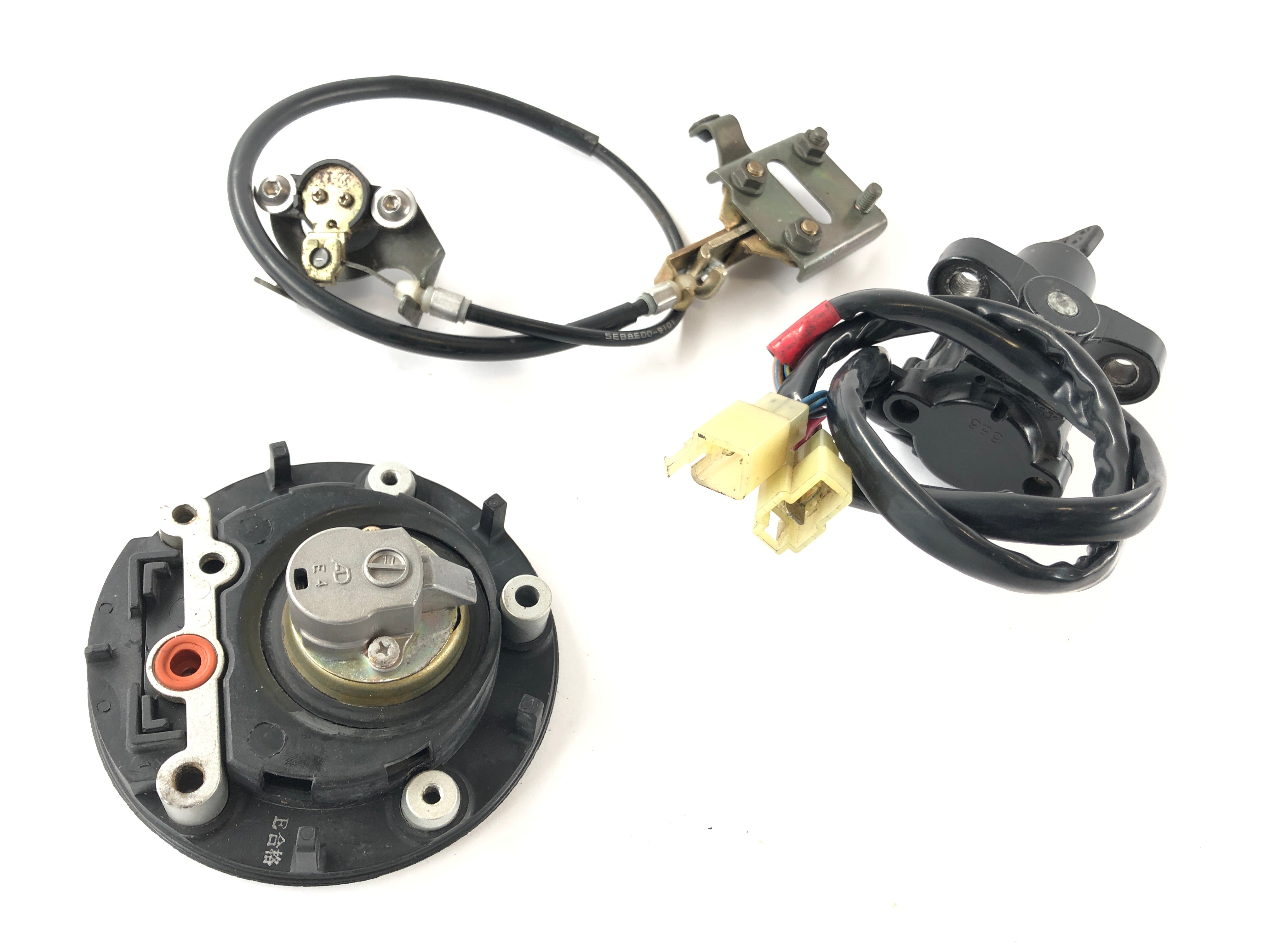 Yamaha YZF R6 RJ03 [2000] - Castle Set Ignition Lock Tank -låssätlås