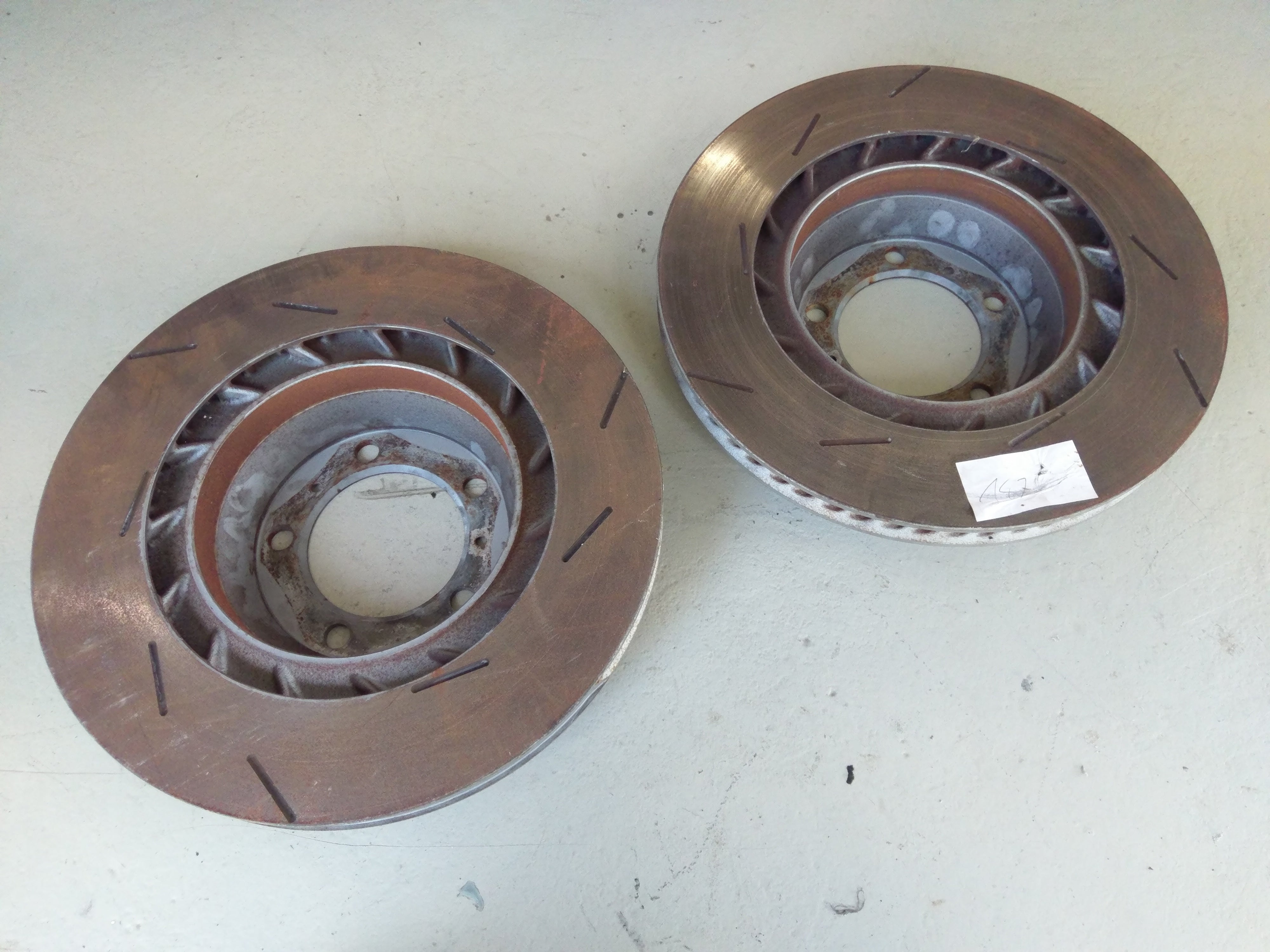 Porsche Panamera Turbo [2010] - Rear brake discs - 0