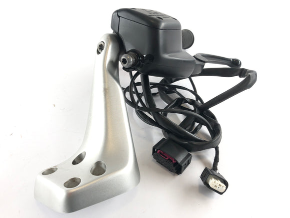 BMW R 1200 RT [2004] - Fum kierownicy po lewej stronie z kompletną dźwignią pompy sprzęgła