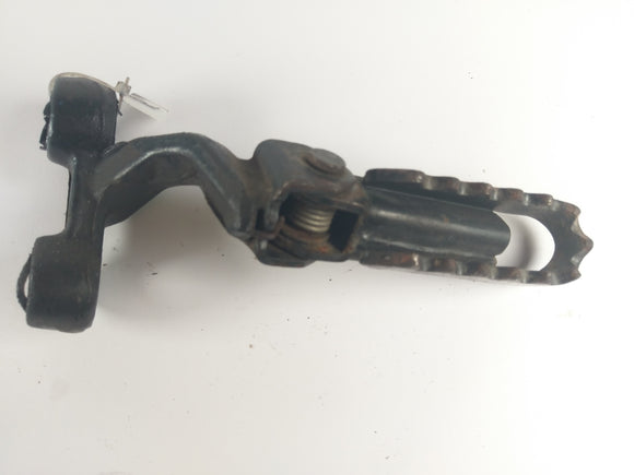 Suzuki DR 650 SP42B Footrest po prawej komplet