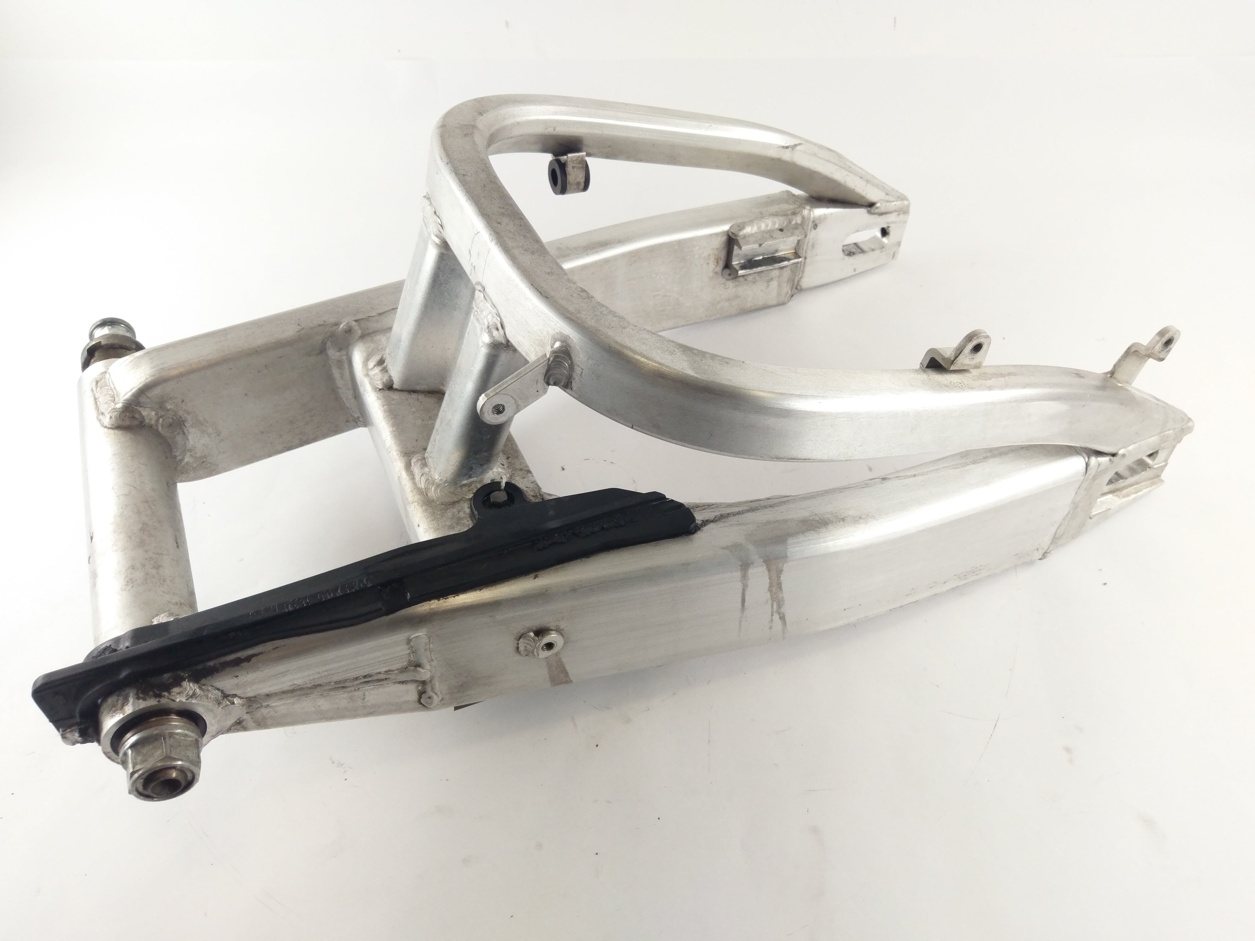 Honda CBR 900 RR SC33 [1996] - Swingarm