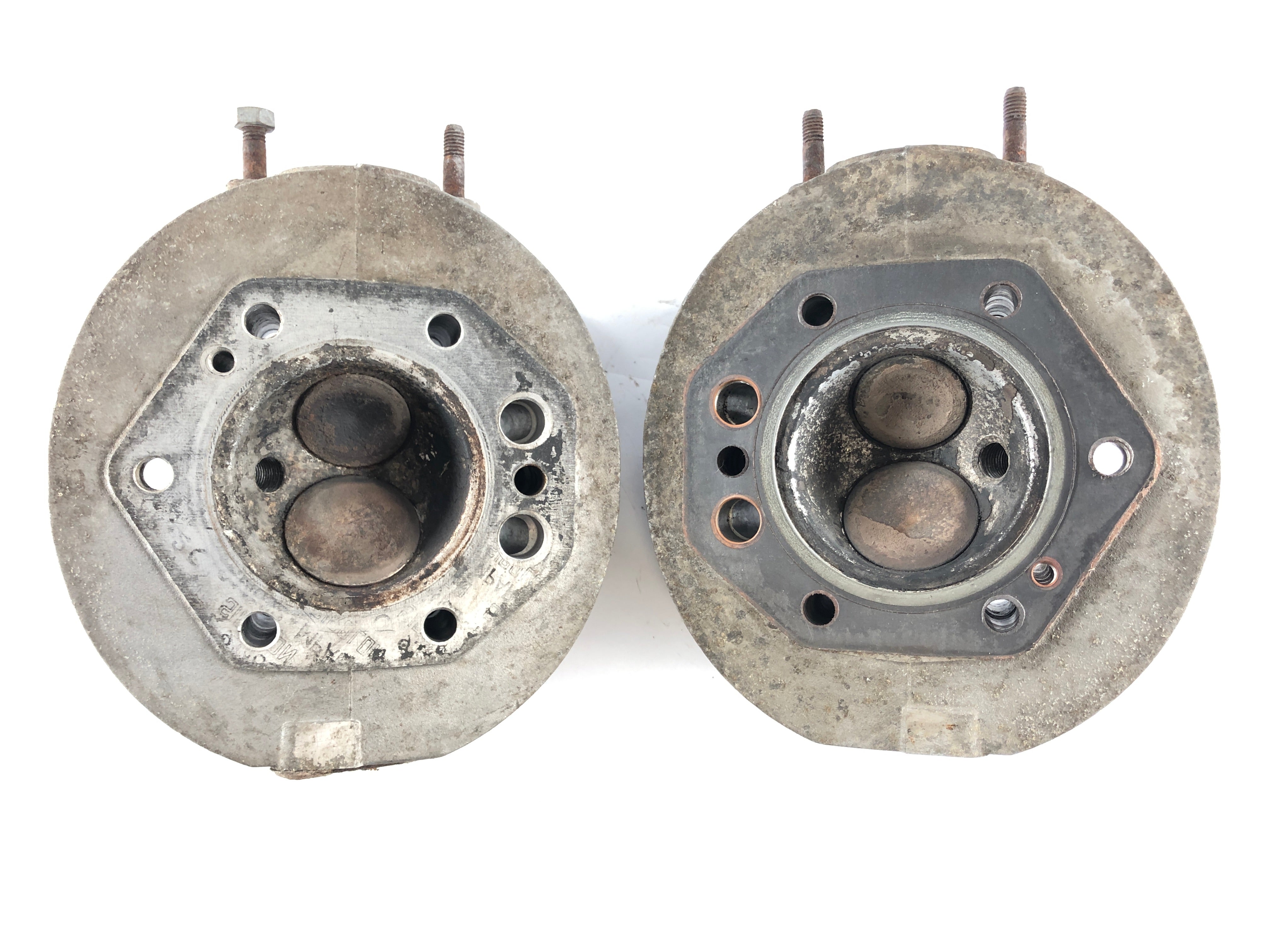 Moto Guzzi 850-T3 VD [1979] - Cylinder Head Set Pair