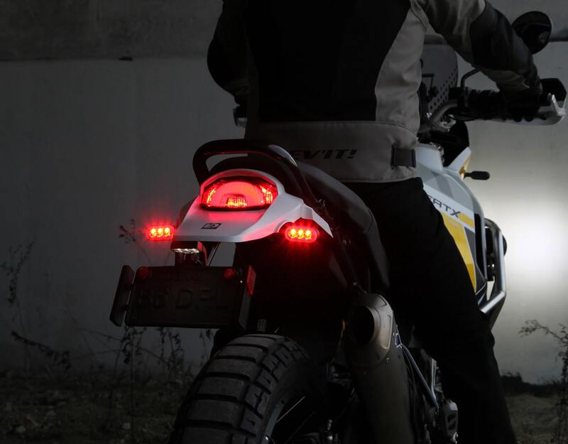 Ducati Desertx DX900 [Denali] - adaptér kabelu blikaného