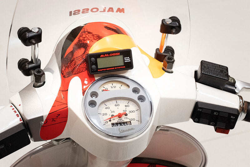 Yamaha X-Max 300 Tech Max + [MALOSSI] - Rapid Sense turteller/temperaturmåler/driftstimer
