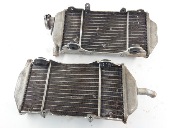 Husqvarna TE 449 A6 [2010] - Pár chladiče vody