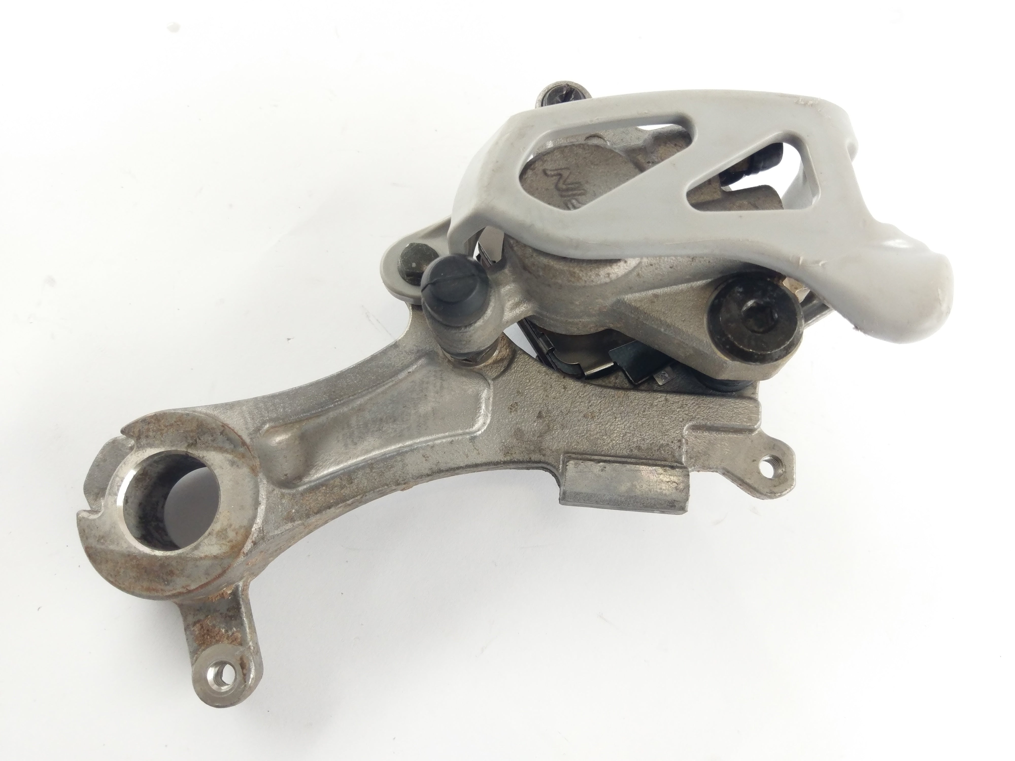 Yamaha YZ 450 F [2005] - Rear brake caliper with anchor plate