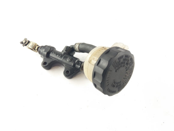 Triumph Sprint 955i RS T695 [2000]  - 後ろのブレーキポンプ