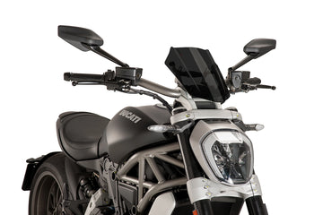 TRIUMPH BONNEVILLE T 120 BLACK [2025] - Reguliuojamas sportinis ekranas | Stipriai tonizuotas | PUIG 8921F