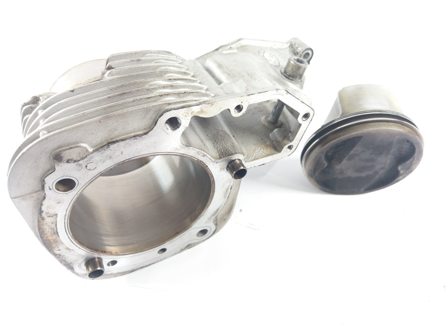 BMW R 1150 GS -cylinder med kolvar
