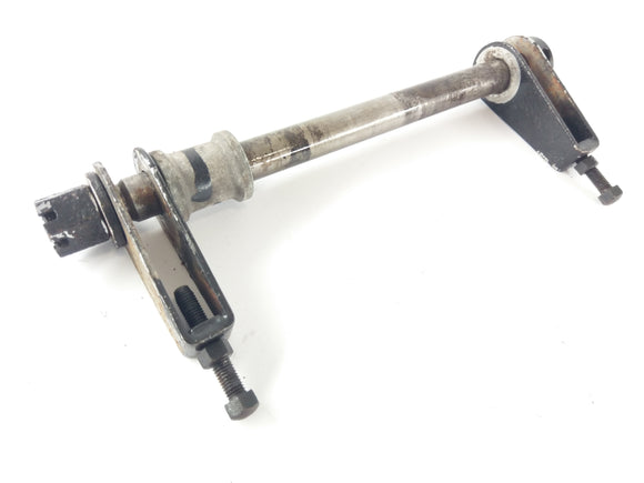 Suzuki GT 750 [1973] - Zadní náprava nápravy vložky