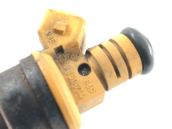 BMW M 535I E28 [1986] - Zestaw dysz wtrystyczny