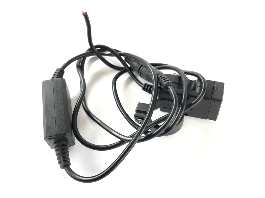 Triumph Speed Triple T509 [1997] - USB pistikupesa