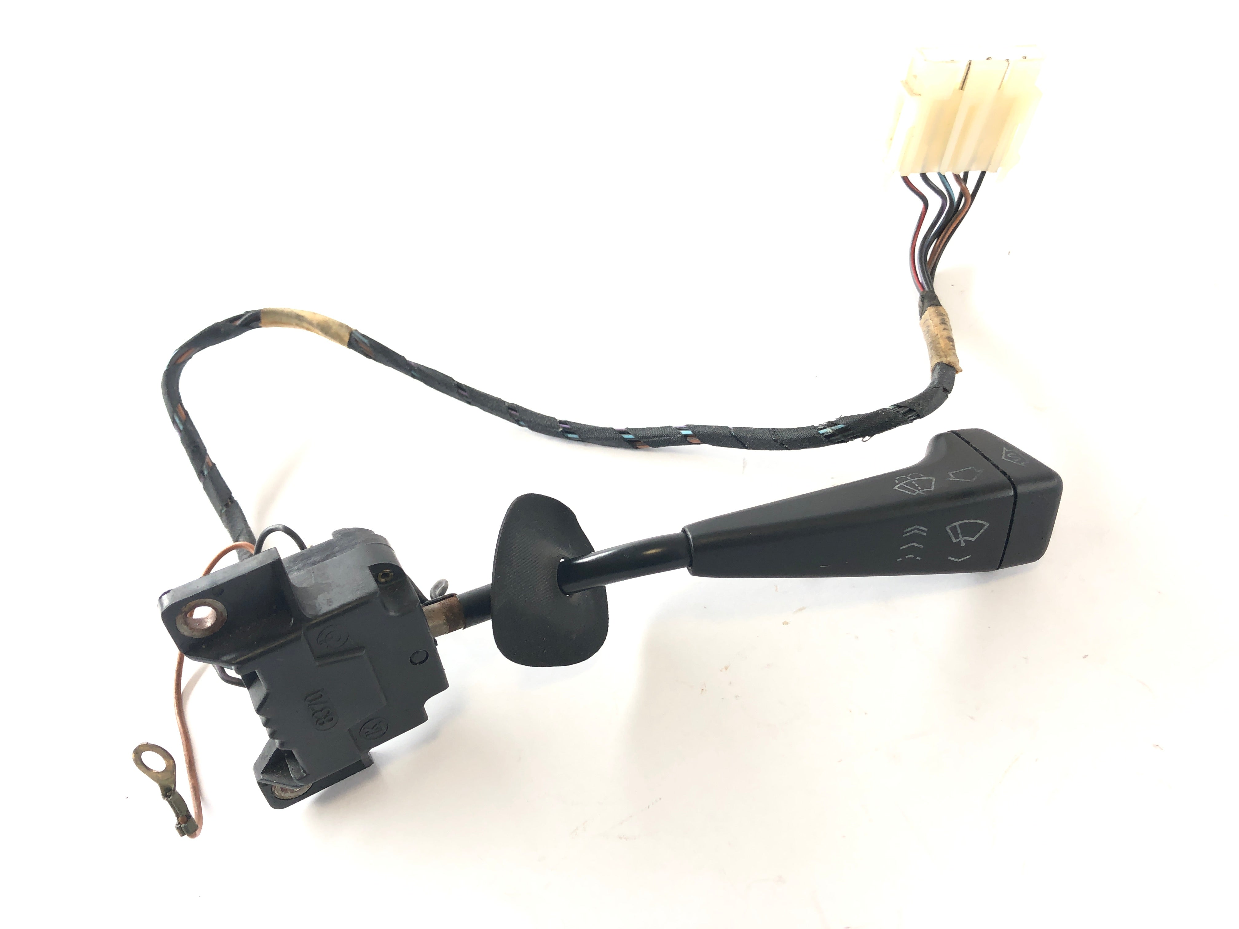 BMW M 535i E28 [1986] - Steering column switch right windshield wiper switch