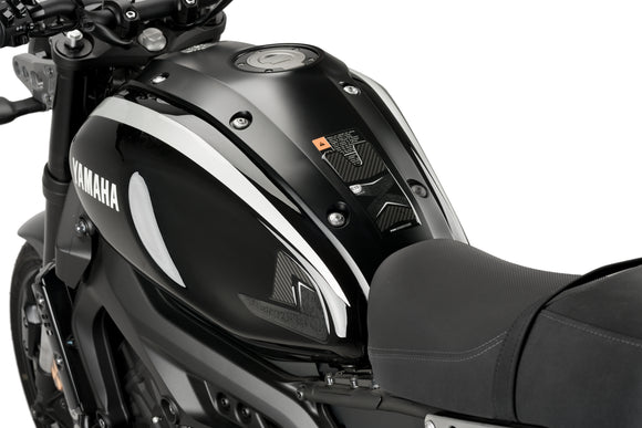 YAMAHA XSR 900 [2021] – Erityinen säiliön suojaus – Carbon look