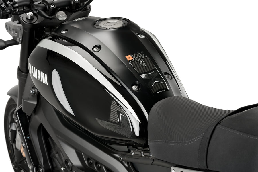 YAMAHA XSR 900 [2021] – eriline paagikaitse – süsiniku välimus