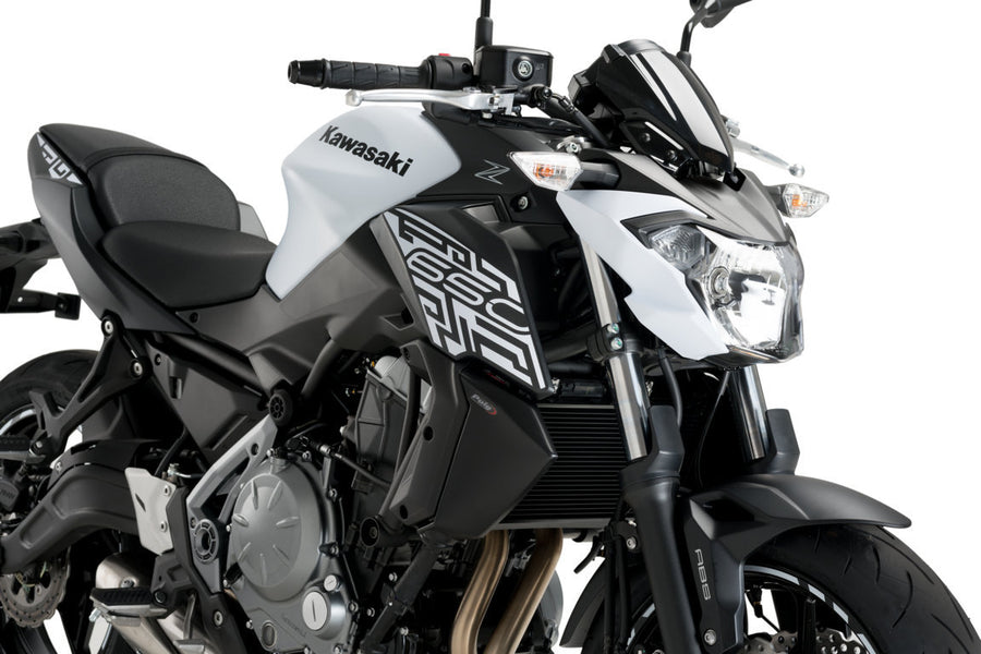 KAWASAKI Z 650 [2019] – tapa del radiador – aspecto carbono