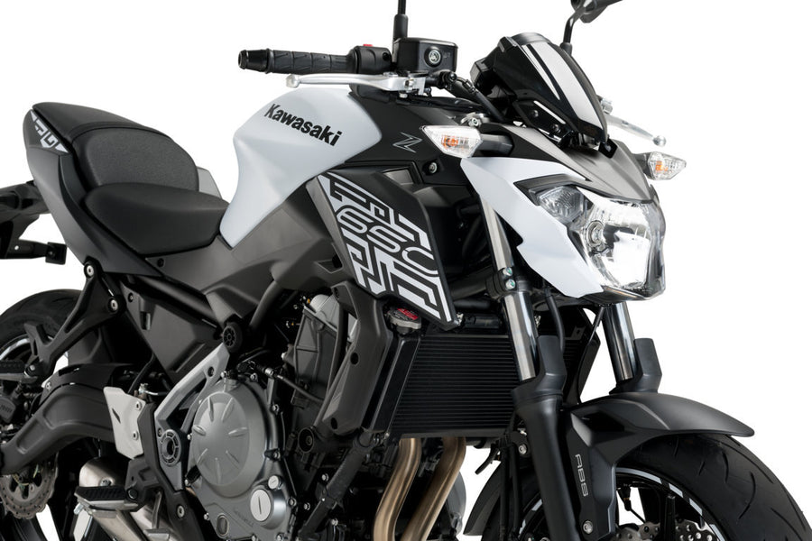 KAWASAKI Z 650 [2019] – tapa del radiador – aspecto carbono
