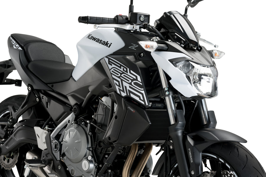 KAWASAKI Z 650 [2019] – tapa del radiador – aspecto carbono