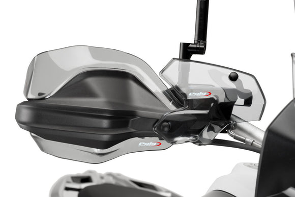 BMW R 1250 GS ADVENTURE [2024] – Protector de manillar BMW – tintado