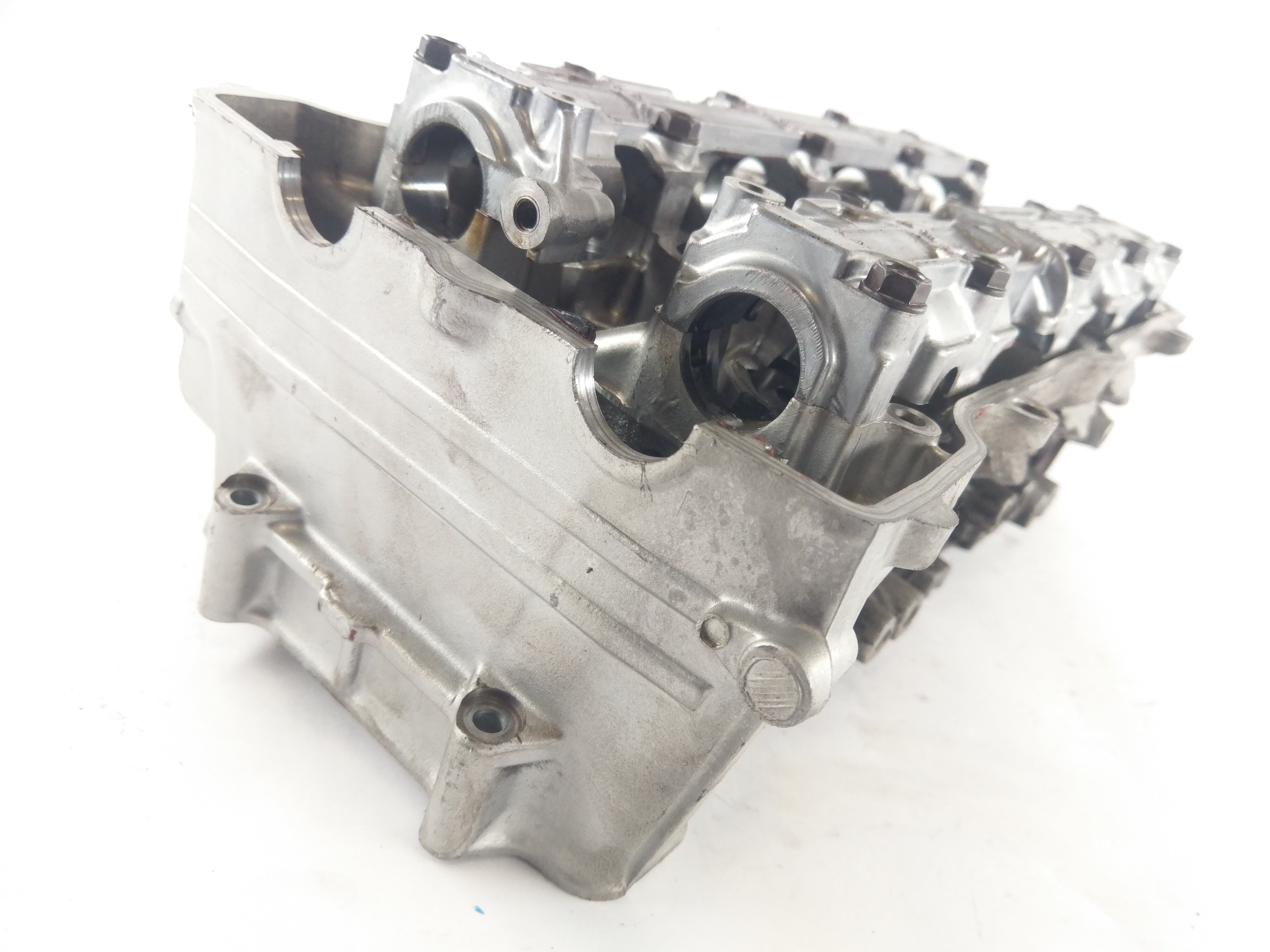 Honda CBR 900 RR SC33 [1996] - Cylinder head