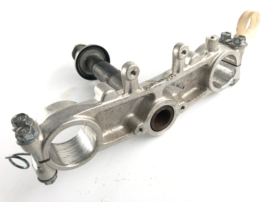 Yamaha DT 125 R DE03 [1999] - lower triple clamp