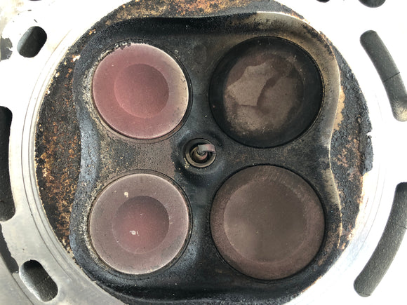 BMW F 650 CS Scarver [2001] - Hlava válce