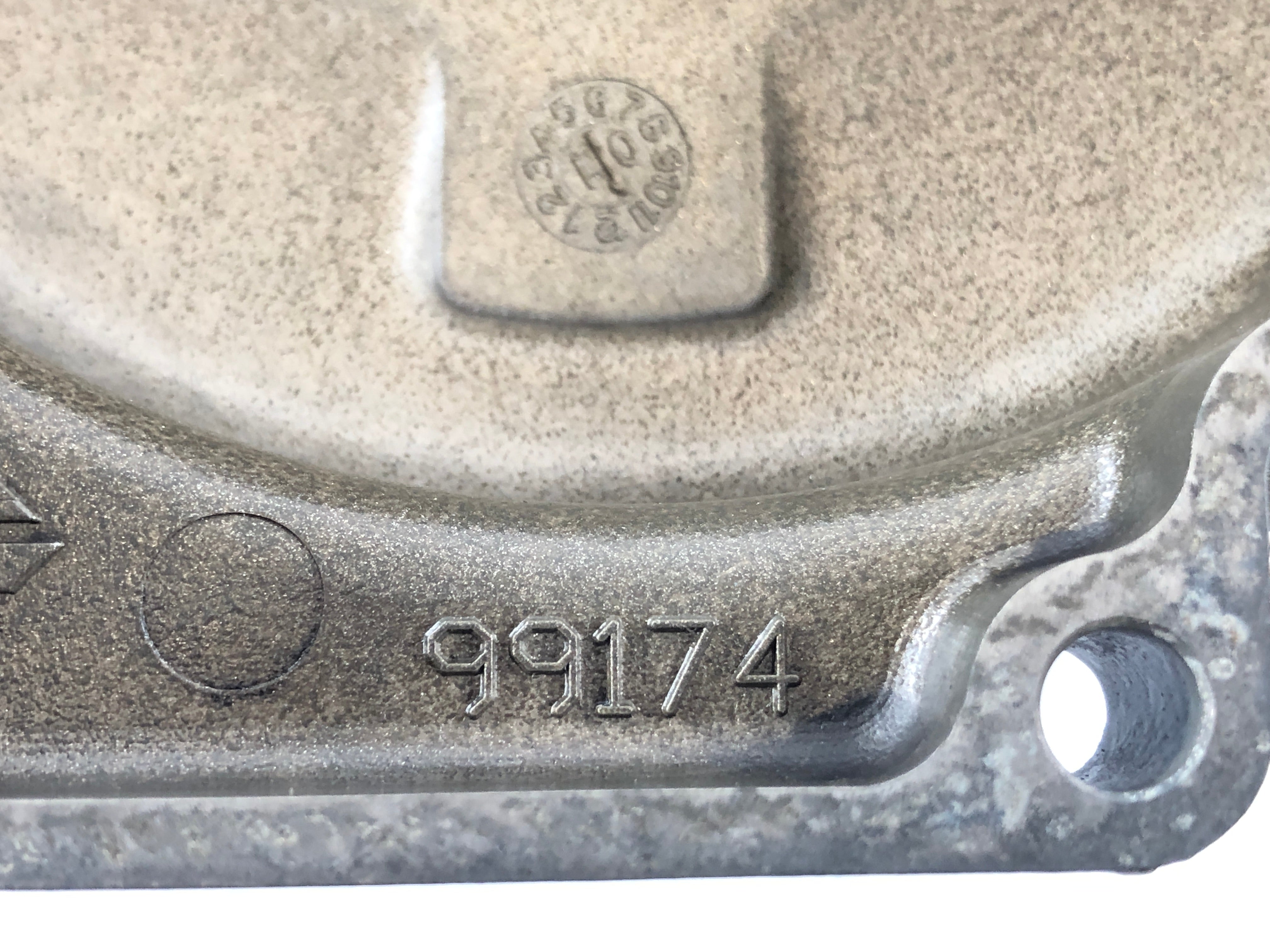 Husqvarna TE 450 SMR [2003] - Motor Lid Ignition Lid