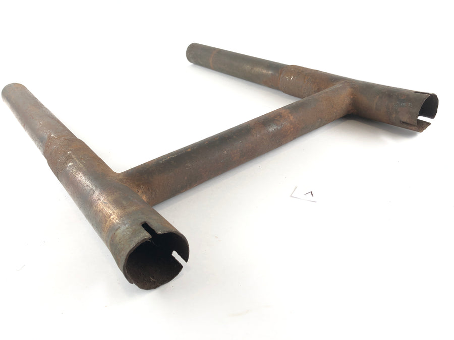 Moto Guzzi 850 -T3 VD [1979] - MANIFOLD EXCESS INTERFERING TUBE