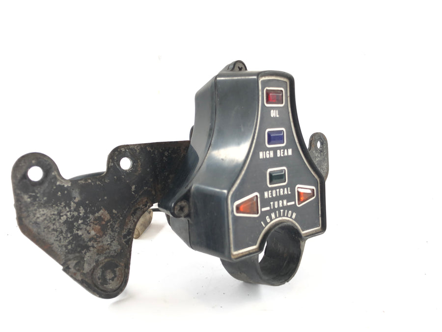 Honda CB 550 F [Super Sport] - Indikatorska svjetla kokpita i nosač kokpita