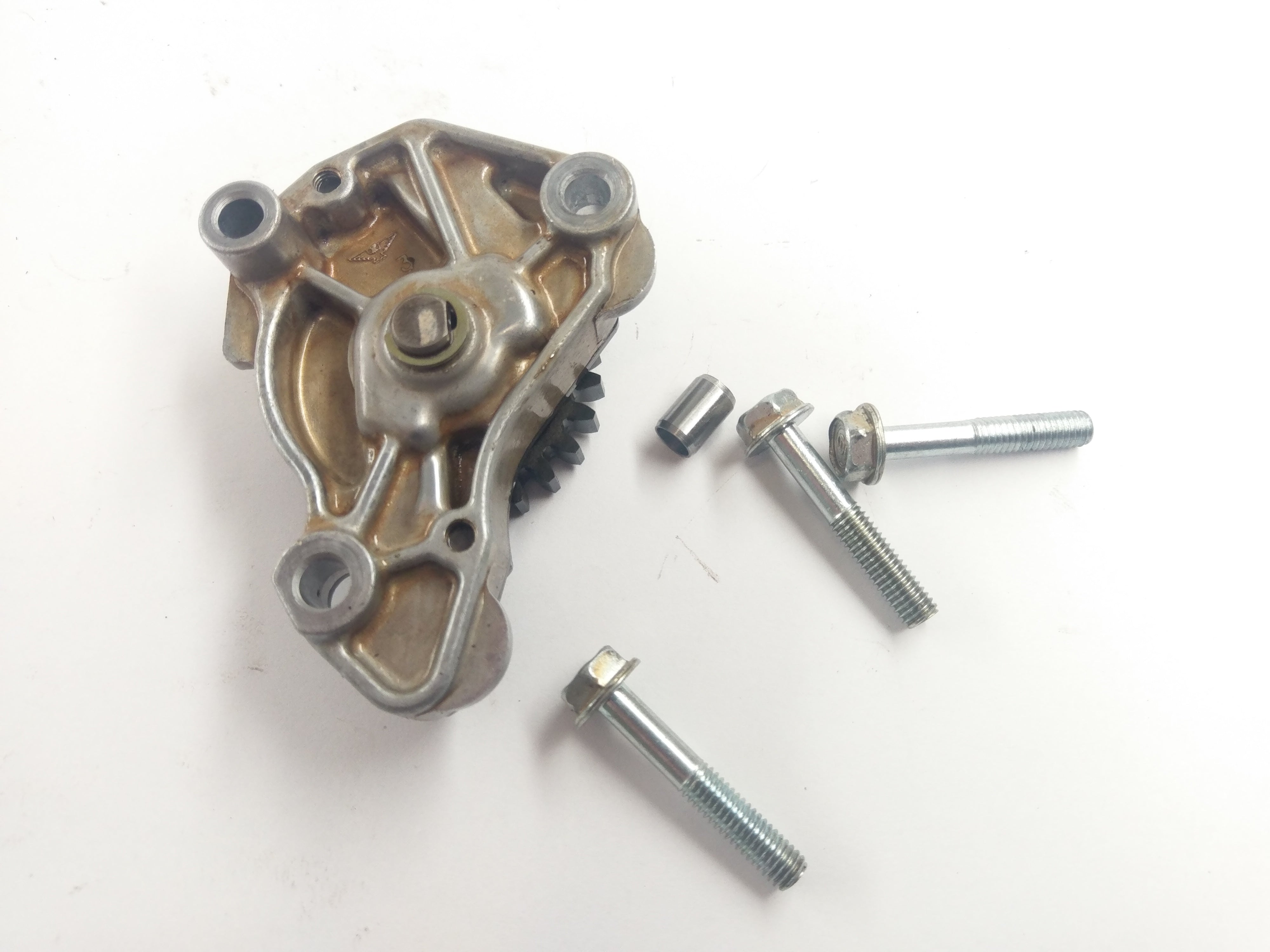 Honda CBR 125 JC34 [2006] - Oil pump