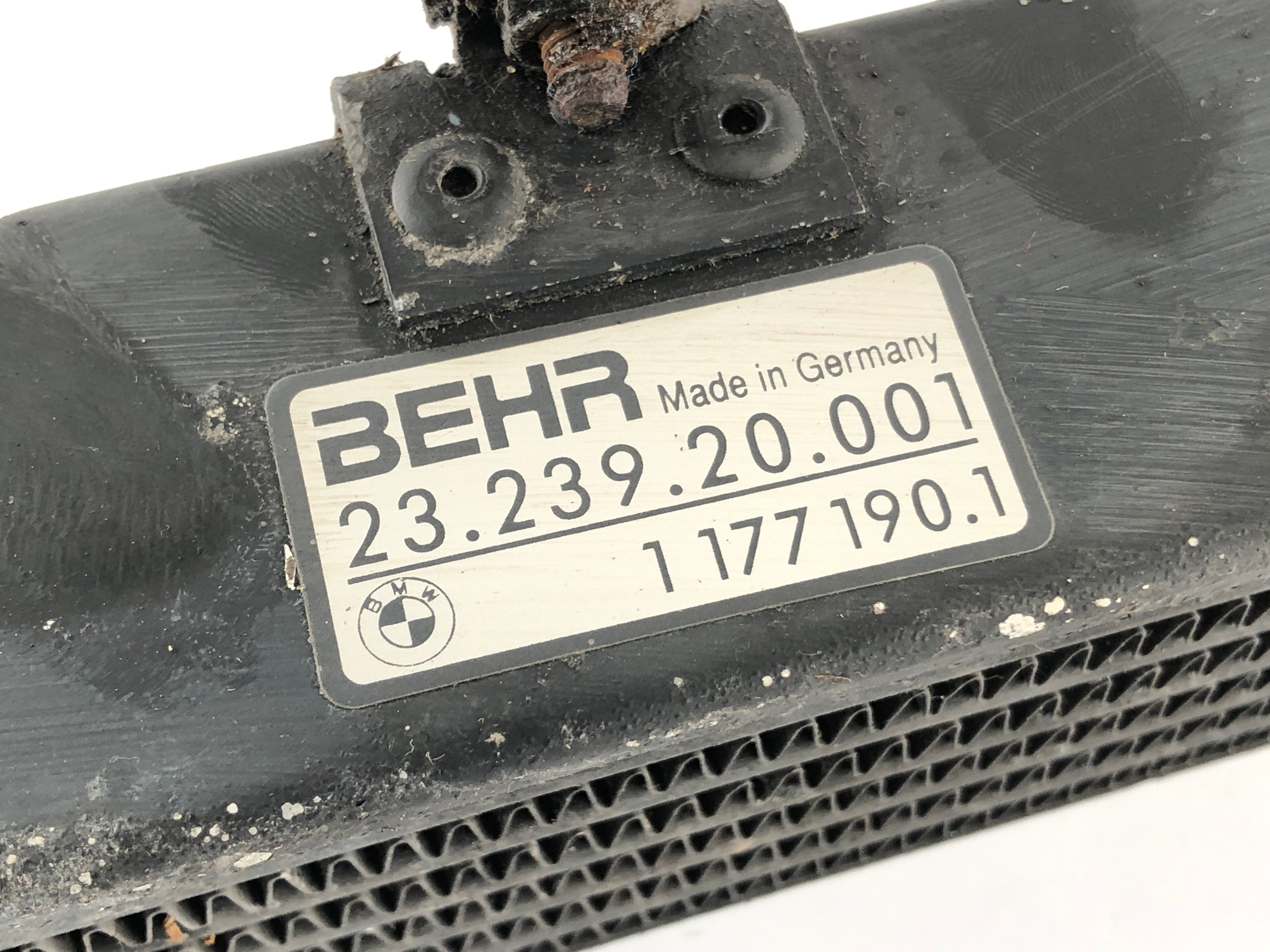 BMW M 535i E28 [1986] - Oil cooler - 0