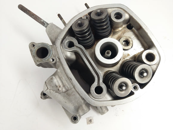 Honda CX 500 E PC06 [1982] - Hlava válce