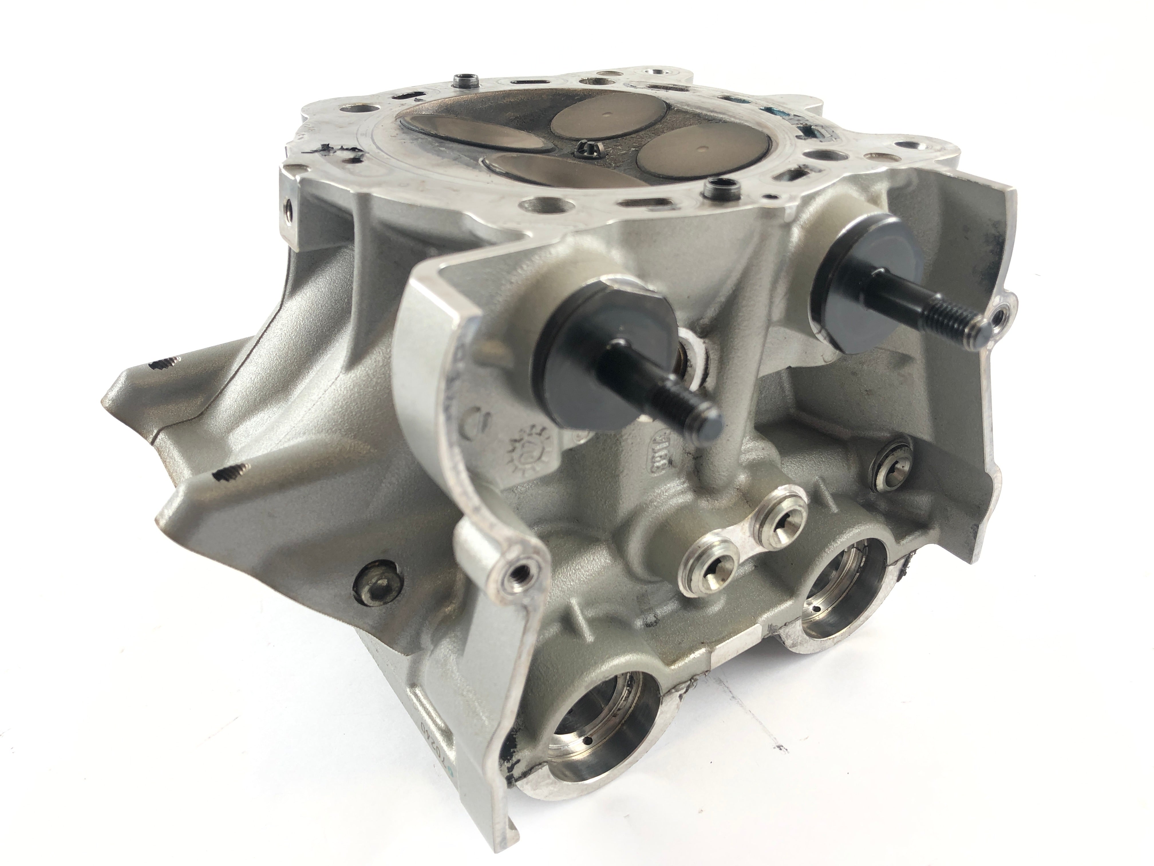 Ducati 1098 S [2007] - Cylinder Head Rear Cylinder