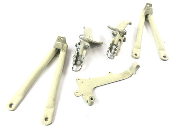 KTM 500 GS K4 [1983 ROTAX] - Drivervoetsteunen met een passagiersbradenhouder en rempedaal